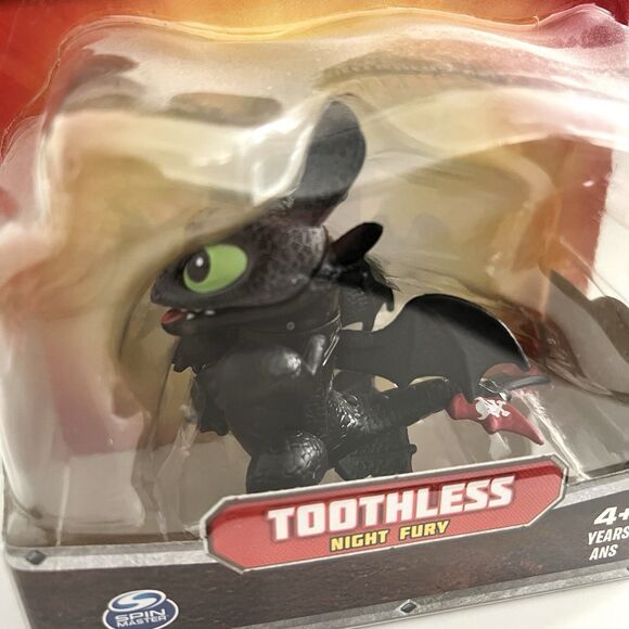 NIB 2013 SET OF TWO How To Train Your Dragon Defenders of Berk Toothless Figures - Picture 2 of 6